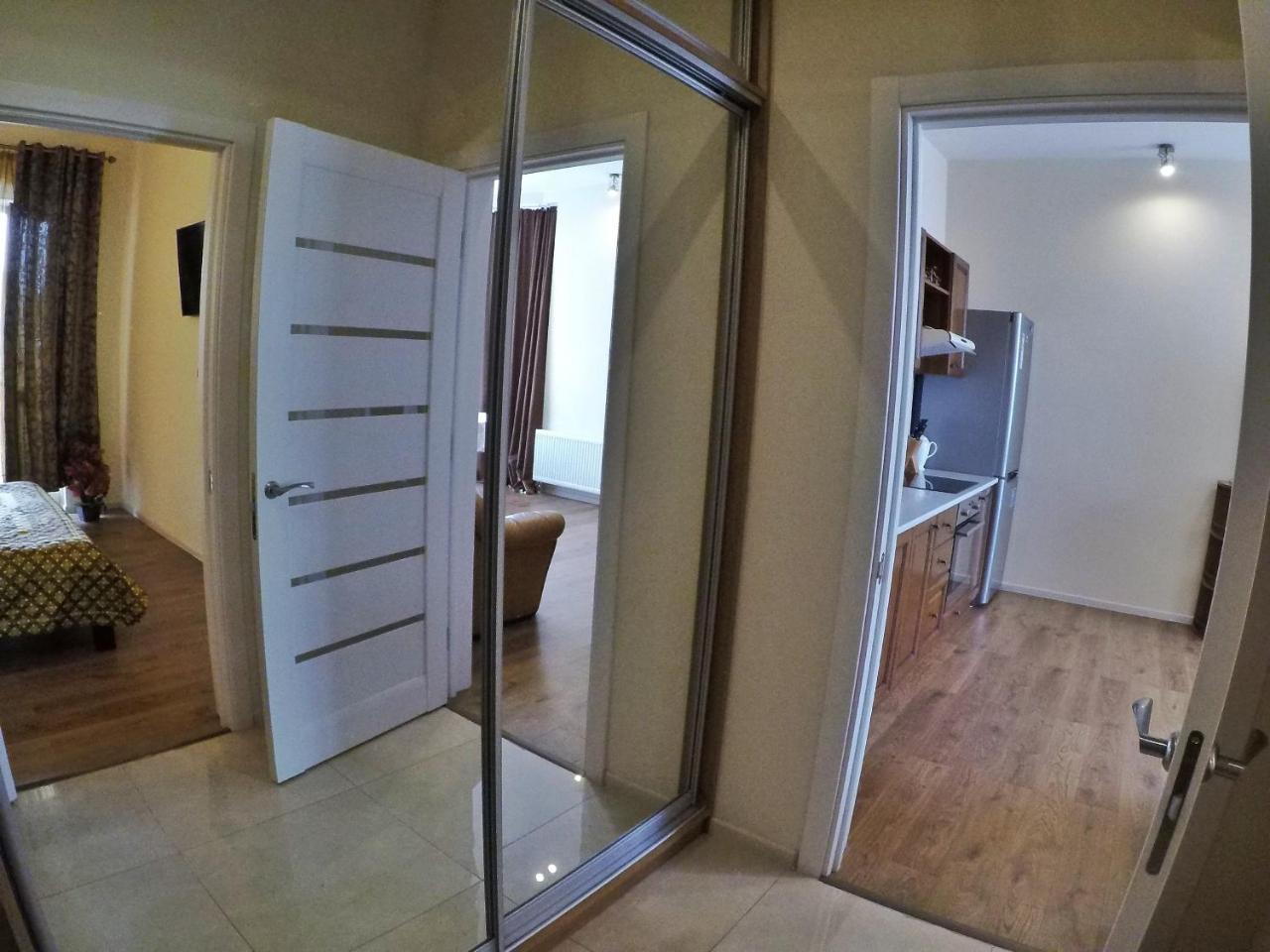 Apartment On Dragomirova Kyiv Exterior photo